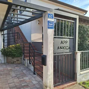 https://apartment-ankica-umag.in-istria.net
